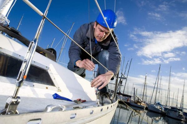 Shore-maintenance-services-and-ship-spares-supplying-1